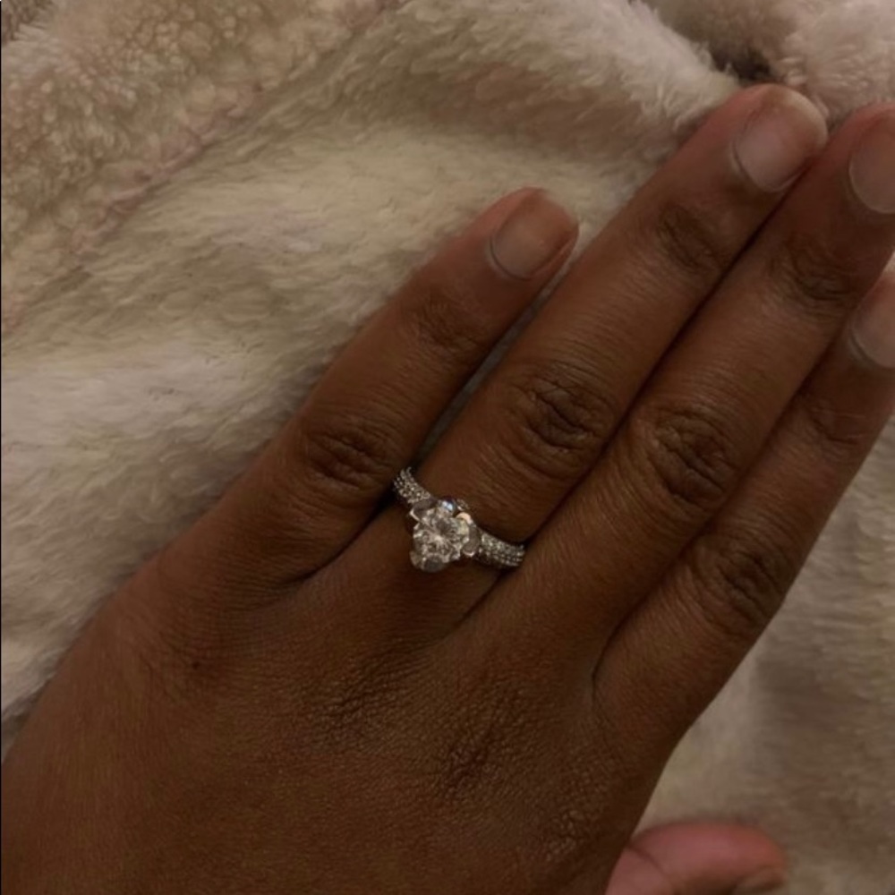 Angels Ring